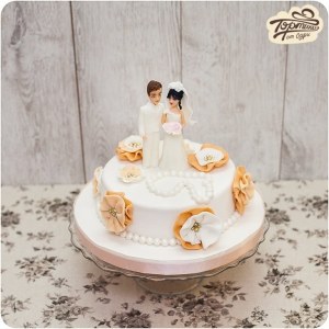 Торт свадебный с фигурками